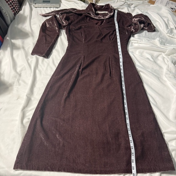 Banana Republic x Olivia Palermo Velvet Dress |Size 4P Romantic Vintage-Inspired - Picture 12 of 13